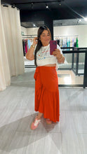 Cargar imagen en el visor de la galería, Skirt solid woven
