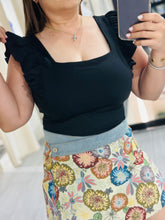 Cargar imagen en el visor de la galería, Top crop sleeve ruffle short
