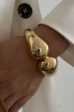 Cargar imagen en el visor de la galería, Bracelet bangle alloy wide
