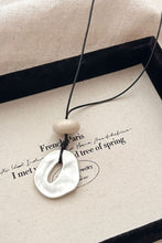 Cargar imagen en el visor de la galería, Necklace adjustable oval
