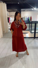 Cargar imagen en el visor de la galería, Dress loose fit woven
