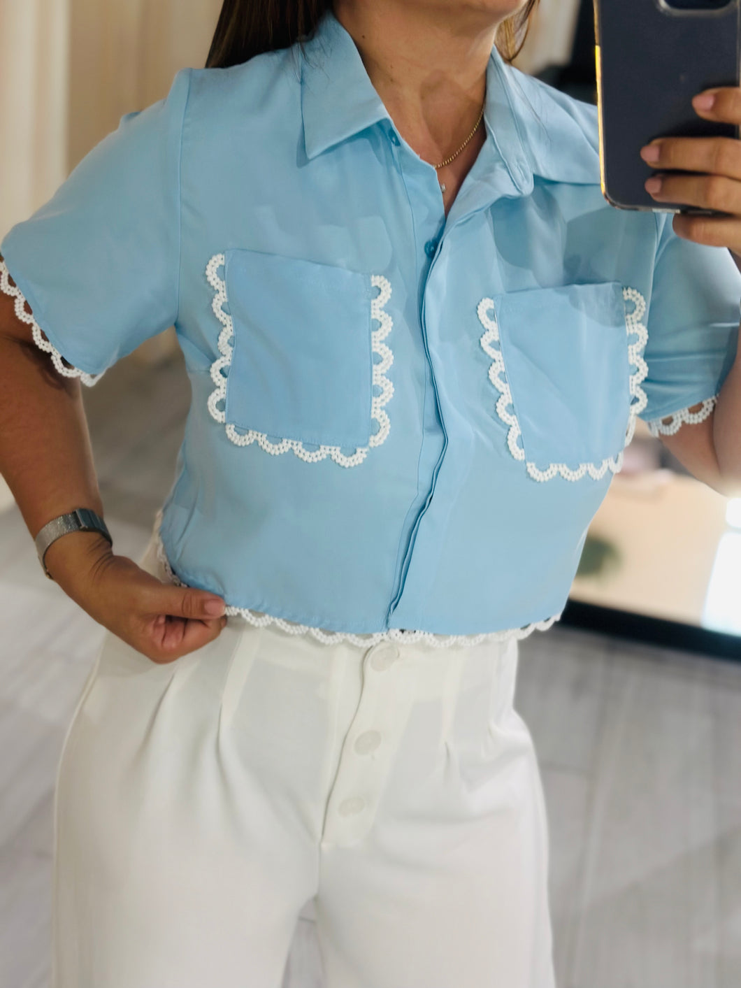 Top with lace trim short sleeve