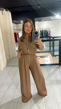 Cargar imagen en el visor de la galería, Set button down  woven pants
